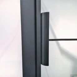 BWS Douchecabine Frame 130x120 Cm 8 Mm NANO Glas Mat Zwart Raster -Badkamerwinkel bws douchecabine frame mat zwart raster sfeer2 30