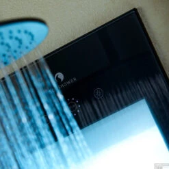 Sunshower Deluxe Mat Zwart UV En Infrarood Inbouwapparaat 32x187x16 Cm Aluminium Mat Zwart -Badkamerwinkel deluxe black detail 3 uv water