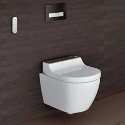 Douche WC Geberit AquaClean Tuma Comfort Compleet Rimfree Geborsteld RVS 13 Douche WC Geberit AquaClean Tuma Comfort Compleet Rimfree Geborsteld RVS -Badkamerwinkel douche wc geberit tuma comfort sfeer