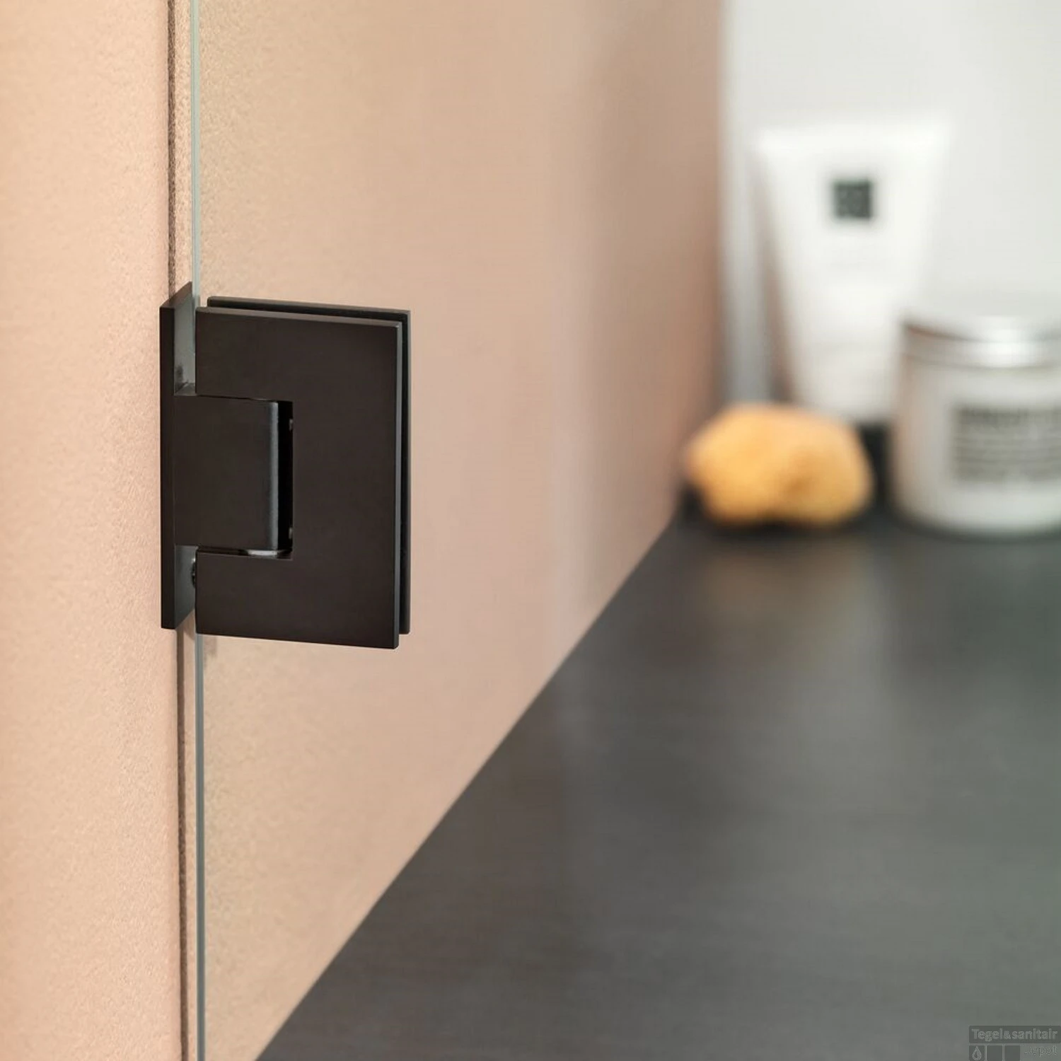 Nisdeur By Sealskin 'I AM' 90x200 Cm Pendeldeuren Mat Zwart Helder Glas Antikalk - Afbeelding 4