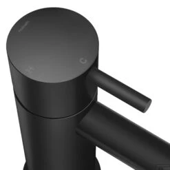 Handdouche Hotbath Cobber Staafmodel 1/2" Mat Zwart 6 Handdouche Hotbath Cobber Staafmodel 1/2" Mat Zwart -Badkamerwinkel m352bl handdouche hotbath cobber staafmodel mat zwart 1