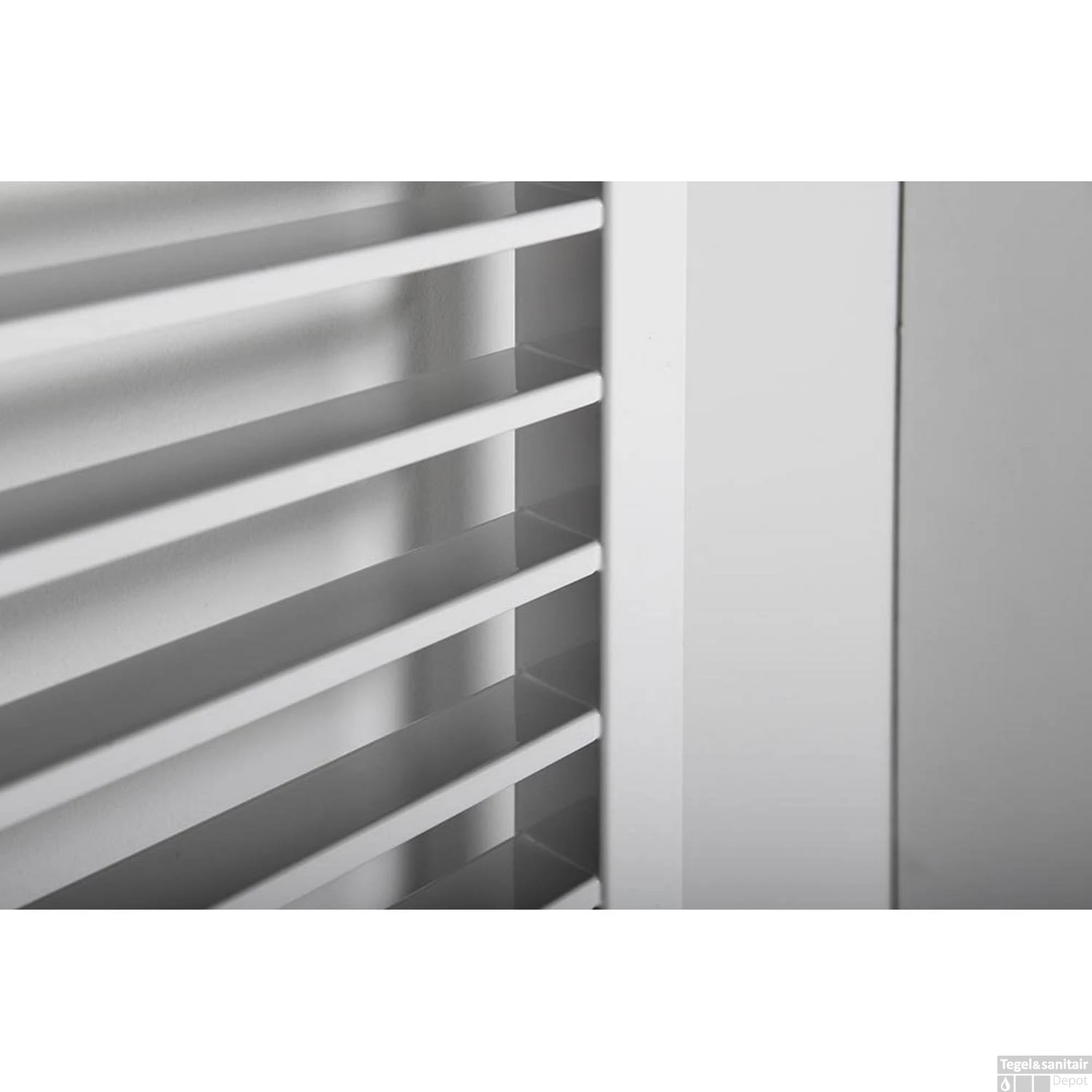 Designradiator Sapho Mateo Recht 50x104.7 Cm 508W Wit 6 Designradiator Sapho Mateo Recht 50x104.7 Cm 508W Wit - Afbeelding 4